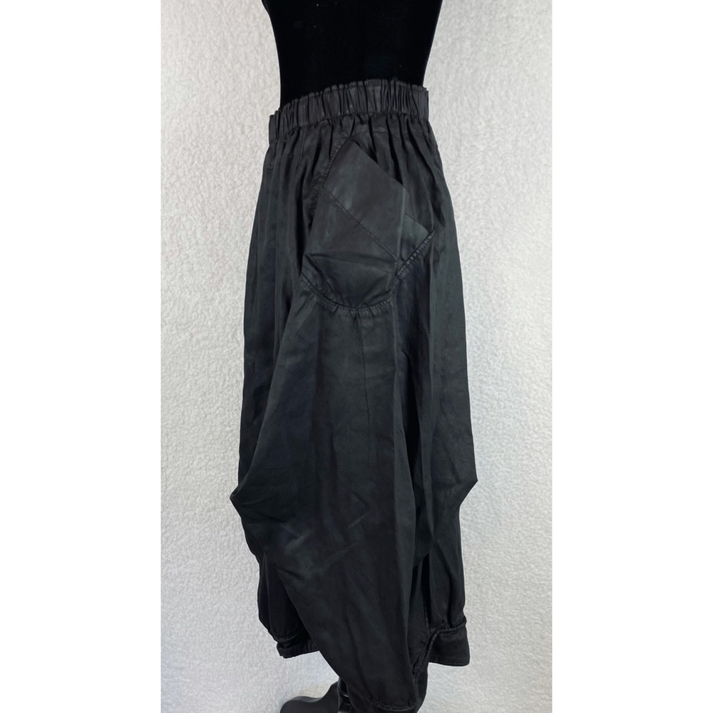 NELLY • Black High-Waisted Midi Skirt, M - Picture 6 of 16